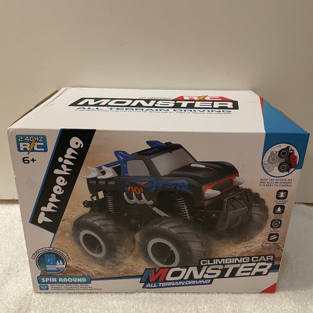 Threeking RC Cars 1:16 Scale Off Road Crawler Pick-Up Waterproof Remote Control